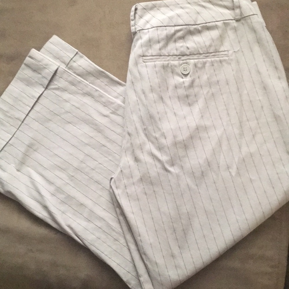 Size 6 New York & Company Dress Pants